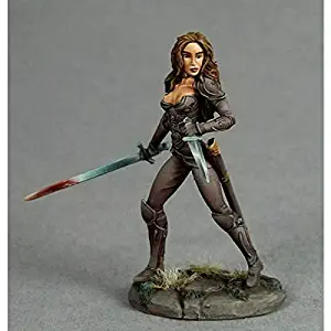 Female Rogue with Dual Swords Miniature Visions in Fantasy Dark Sword Miniatures